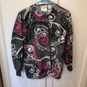 Uniform advantage patterned scrub jacket